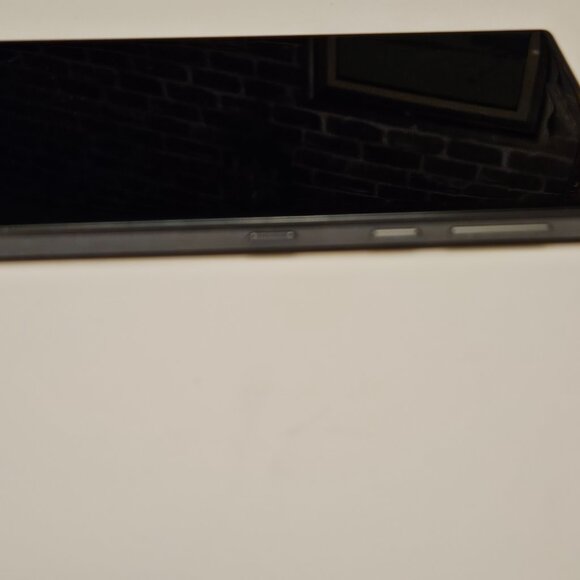 BlackBerry Motion – 32GB – Android 8.1.0 - Picture 5 of 15